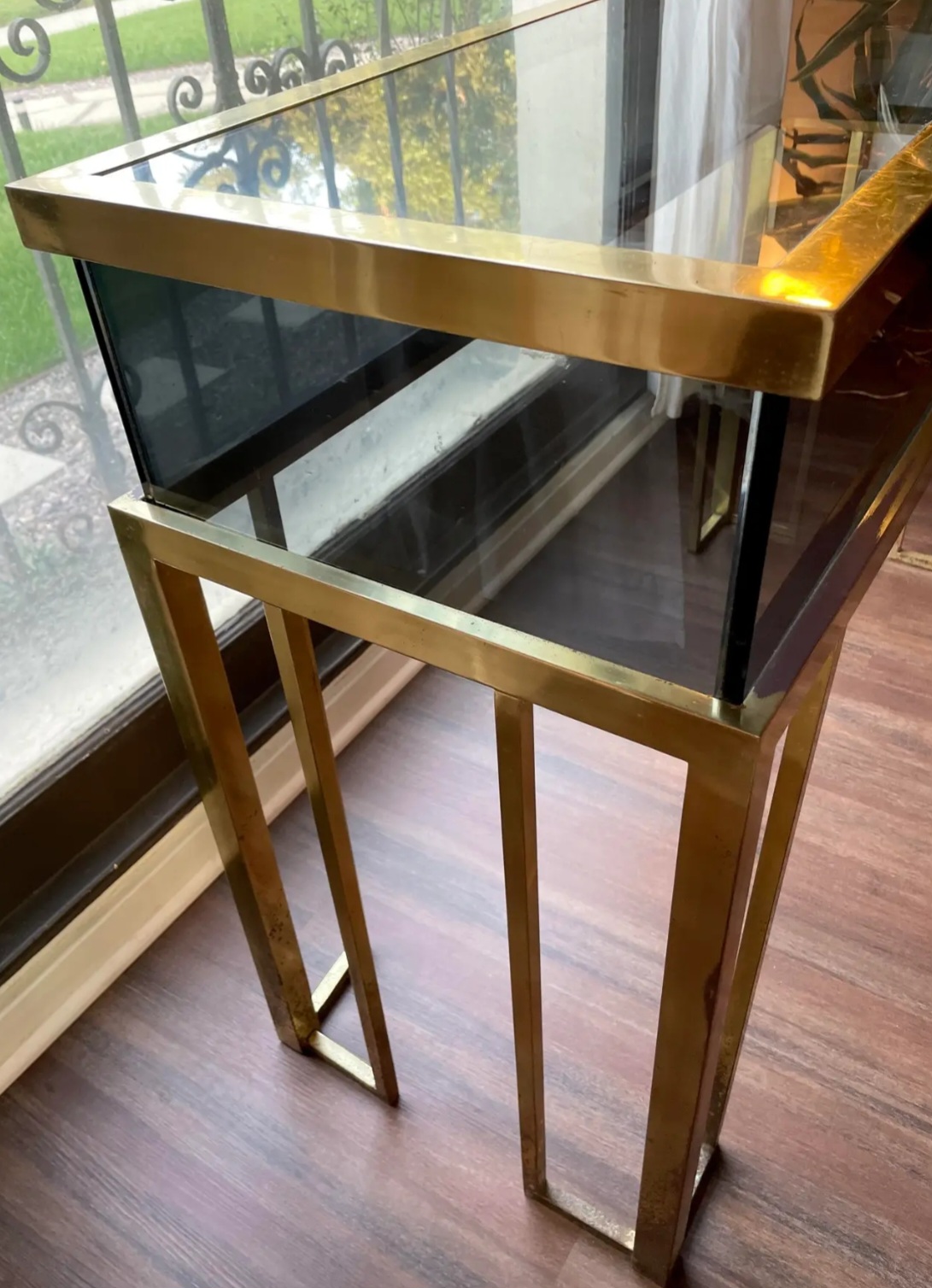 Italian Design Console Table in Brass and Gray Smoked Glass - Image 2